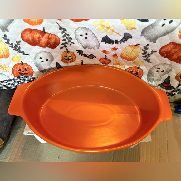 Rae Dunn Orange SWEET POTATO Dish - Picture 3 of 3